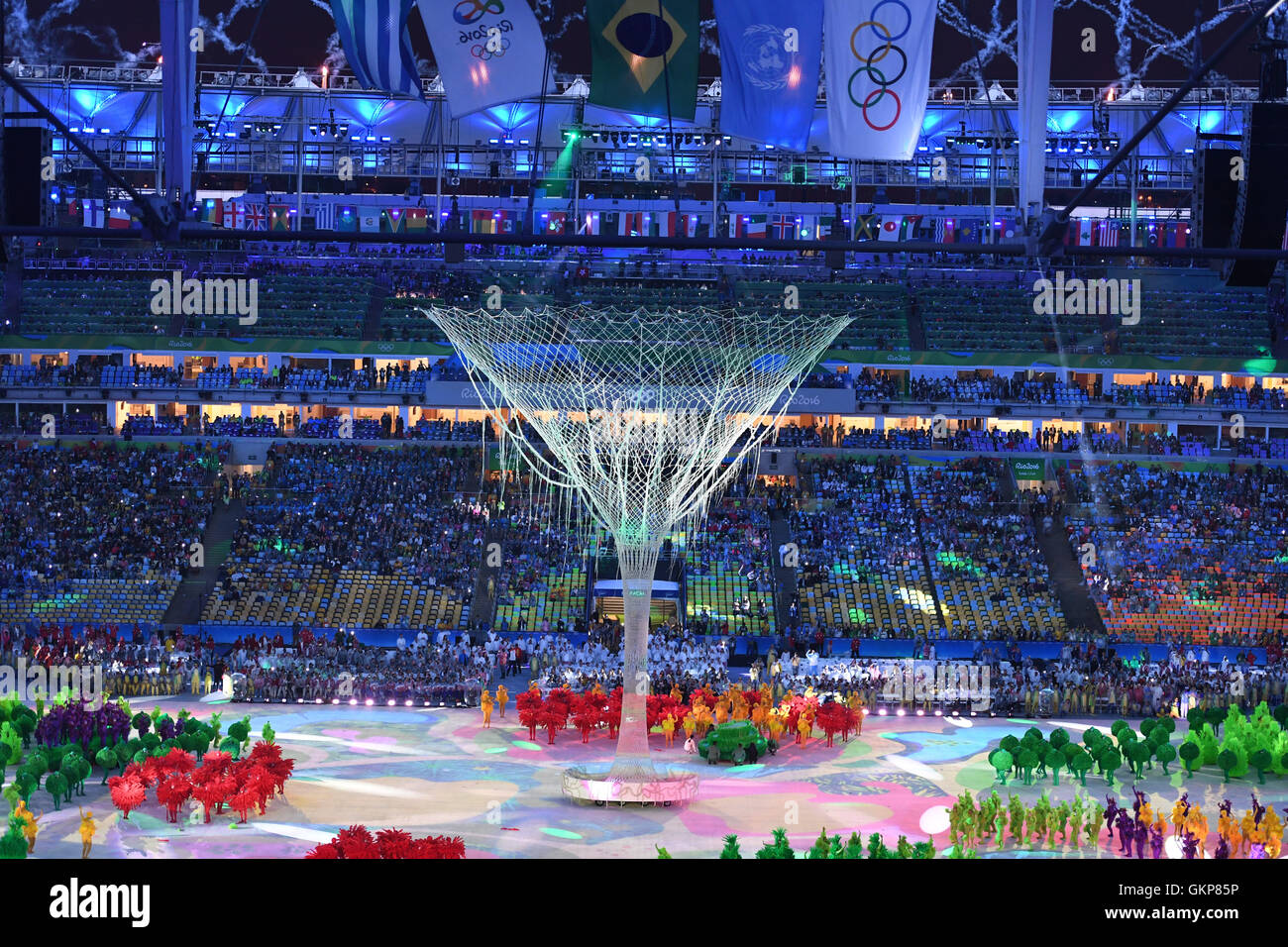 Rio de Janeiro, Brésil. Août 21, 2016. Une vue générale de la cérémonie de clôture des Jeux Olympiques de 2016 à Rio Maracana à Rio de Janeiro, Brésil, 21 août 2016. Photo : Sebastian Kahnert/dpa/Alamy Live News Banque D'Images