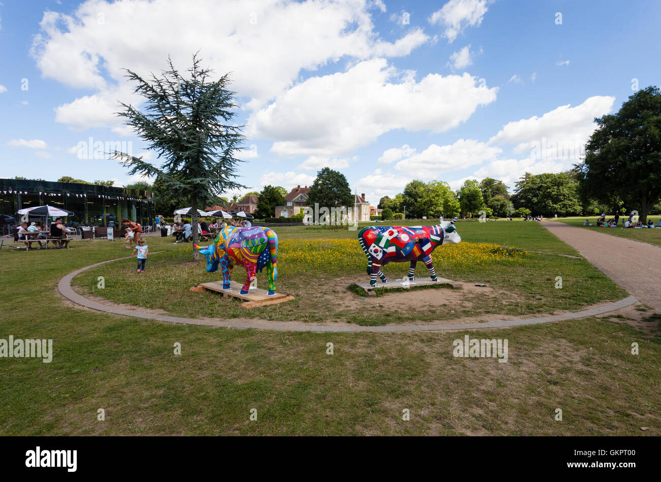 Priory Park, Reigate, Surrey, Royaume-Uni sur une journée d'été ensoleillée Banque D'Images