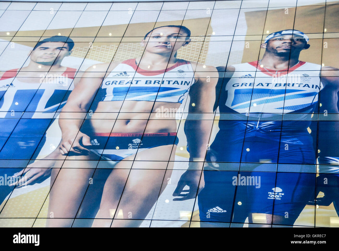 Team GO publicité Adidas sportswear sur le Westfield Shopping Centre pendant les Jeux Olympiques de Londres en 2012, à Stratford, London, UK. Banque D'Images