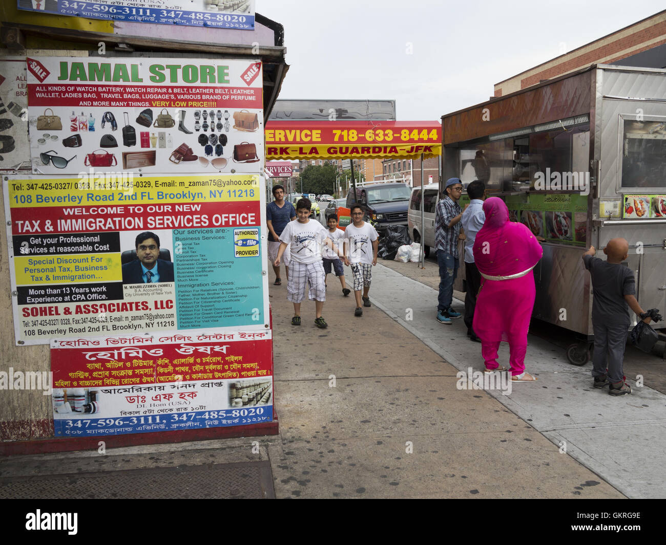 Scène de rue à la section de Kensington Brooklyn, New York. Banque D'Images