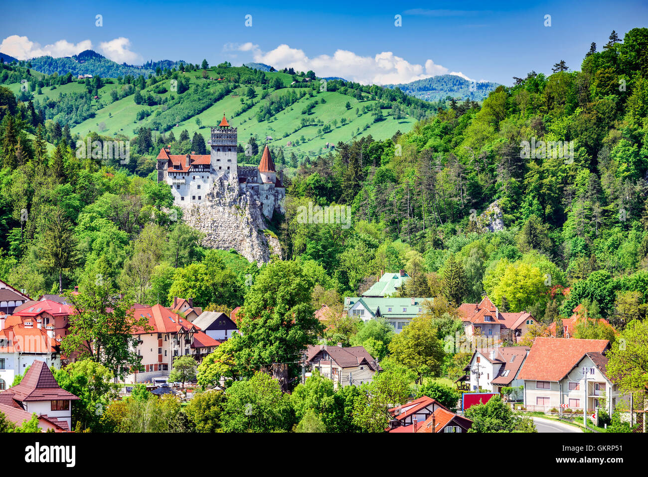 Le Château de Bran, Brasov, Roumanie. Forteresse médiévale à la frontière entre la Valachie et la Transylvanie. Mythe de Dracula. Banque D'Images