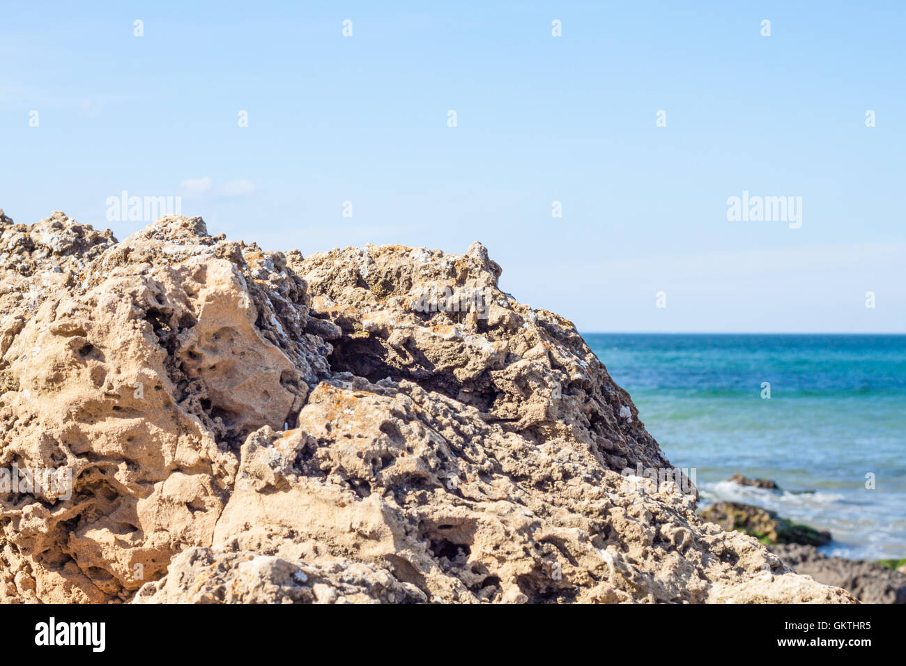 Vue sur les roches, Ciel et Mer Banque D'Images