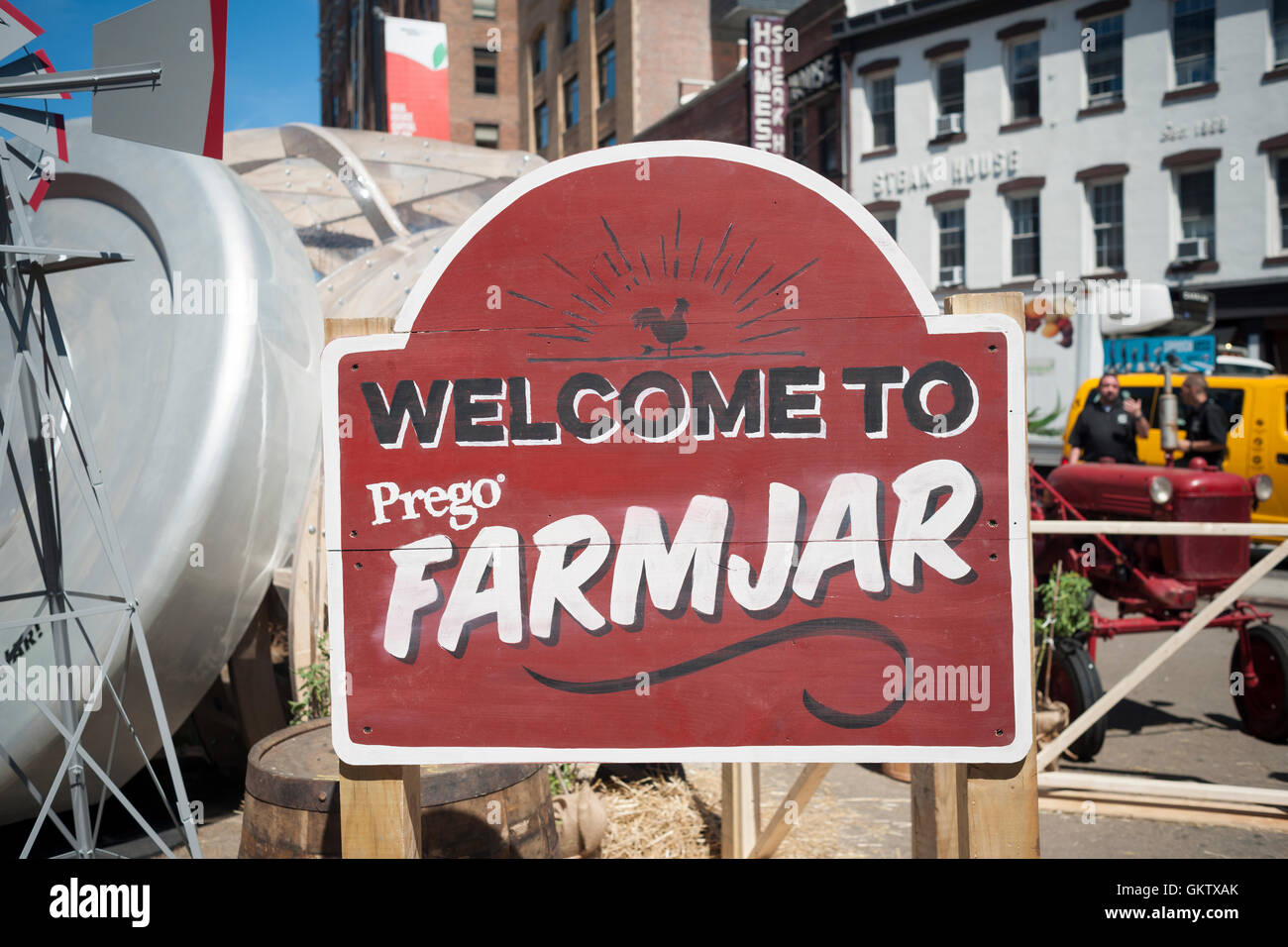 Événement promotionnel pour Prego Farmers' Market farm-dans-un-jar sauces dans Chelsea à New York le mercredi, Août 17, 2016. Prego est une marque de la Campbell Soup Co. (© Richard B. Levine) Banque D'Images