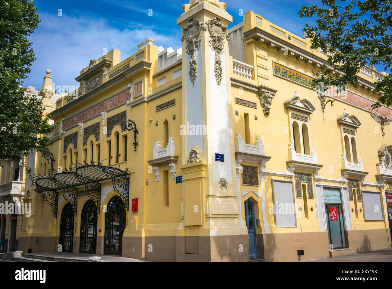 Cinéma Castillet - Perpignan Séances Et Horaires Cinéma Le Castillet, un cinéma art déco à Perpignan, France Photo Stock