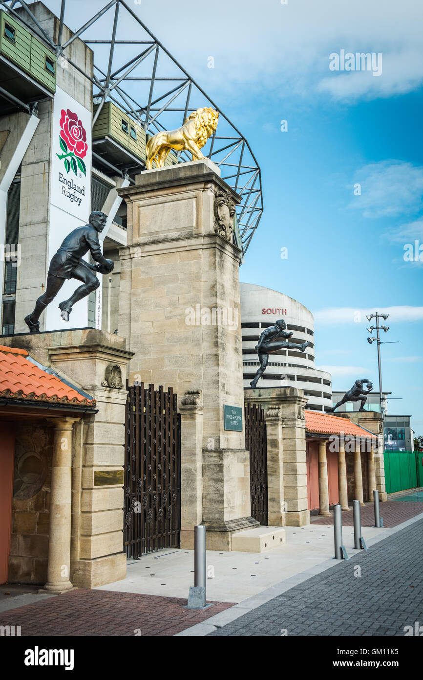 L'extérieur du stade de rugby de Twickenham, London, Angleterre, Royaume-Uni Banque D'Images