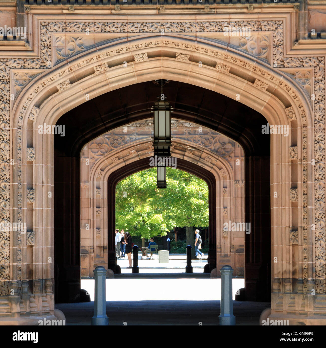 Son entrée dans la cour d'Orient Pyne Hall, Université de Princeton, Princeton, New Jersey, USA Banque D'Images