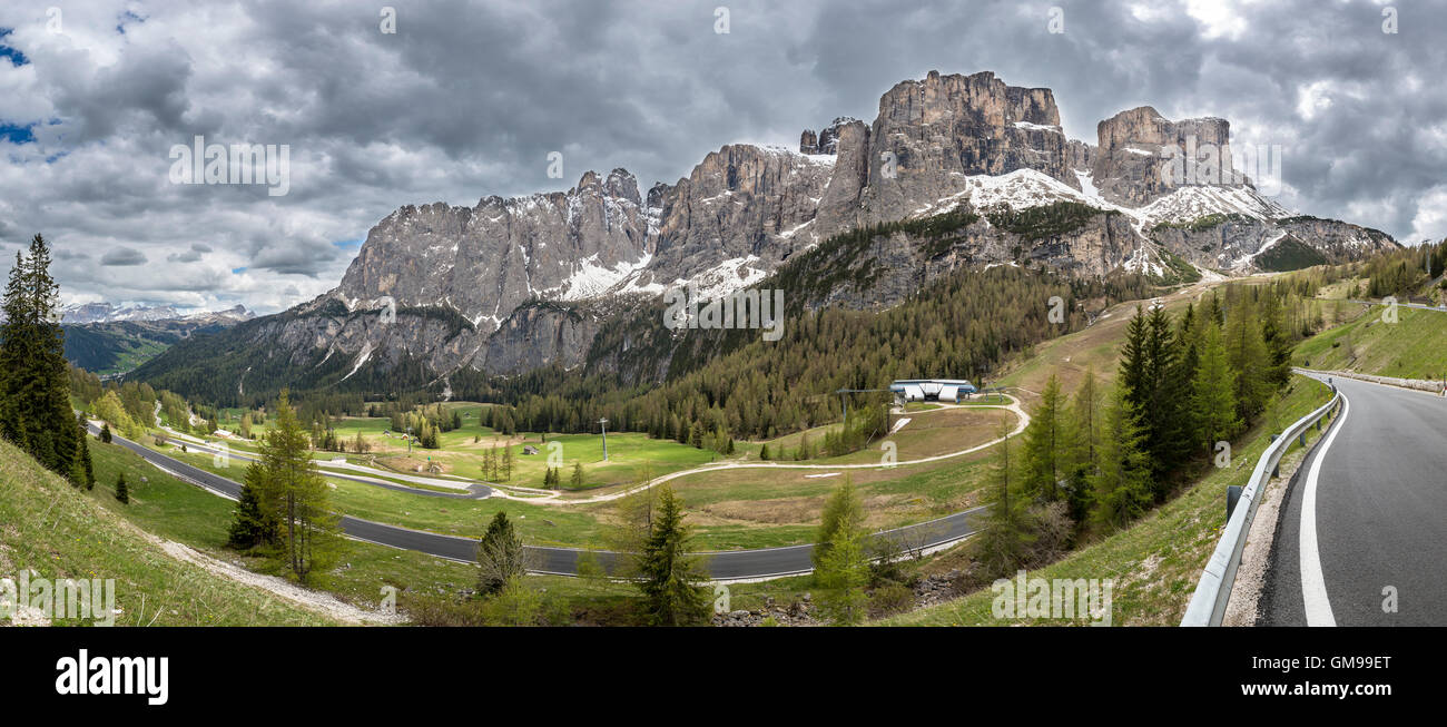 L'Italie, le Tyrol du Sud, Dolomites, Val Badia, Gardena Pass Banque D'Images