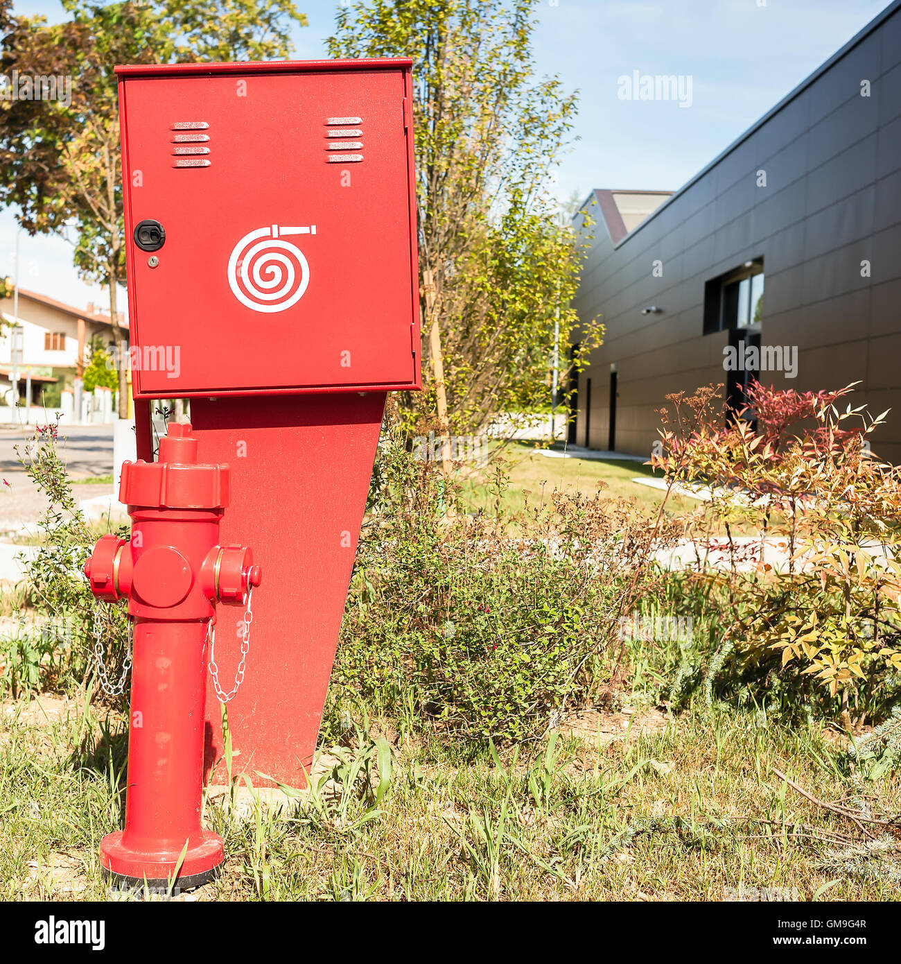 D'incendie et de conteneur pour les incendies, et un feu de signal station Banque D'Images