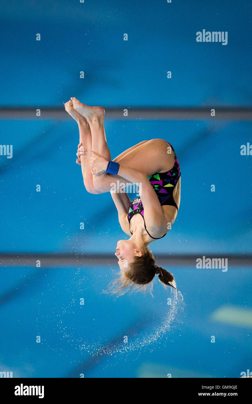 Yulia Timoshinina de la Russie lors de la FINA/NVC Diving World Series à Londres le 3 mai 2015. Banque D'Images