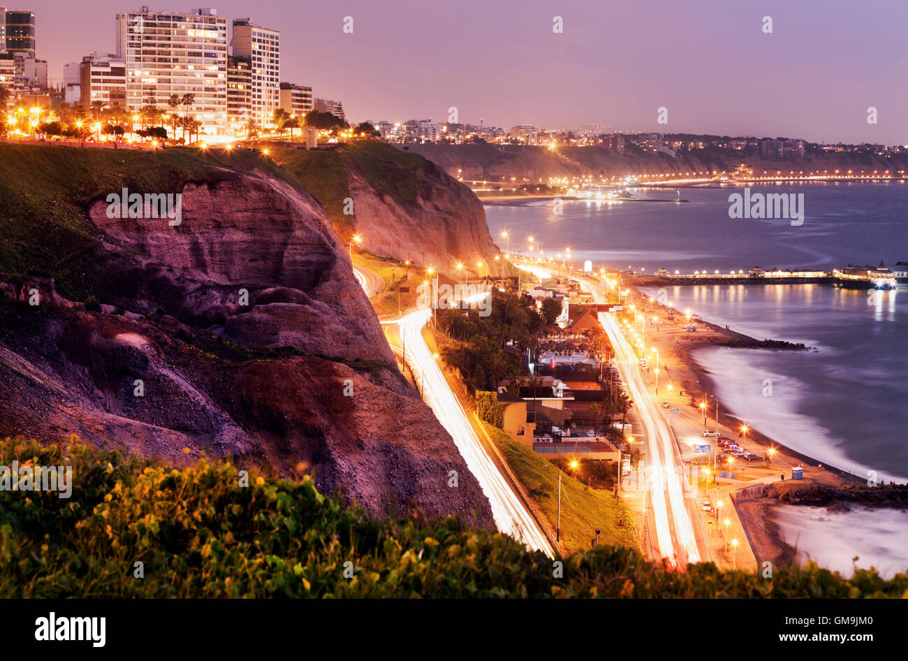 Pérou, Lima, Miraflores, falaises de Miraflores au coucher du soleil Banque D'Images