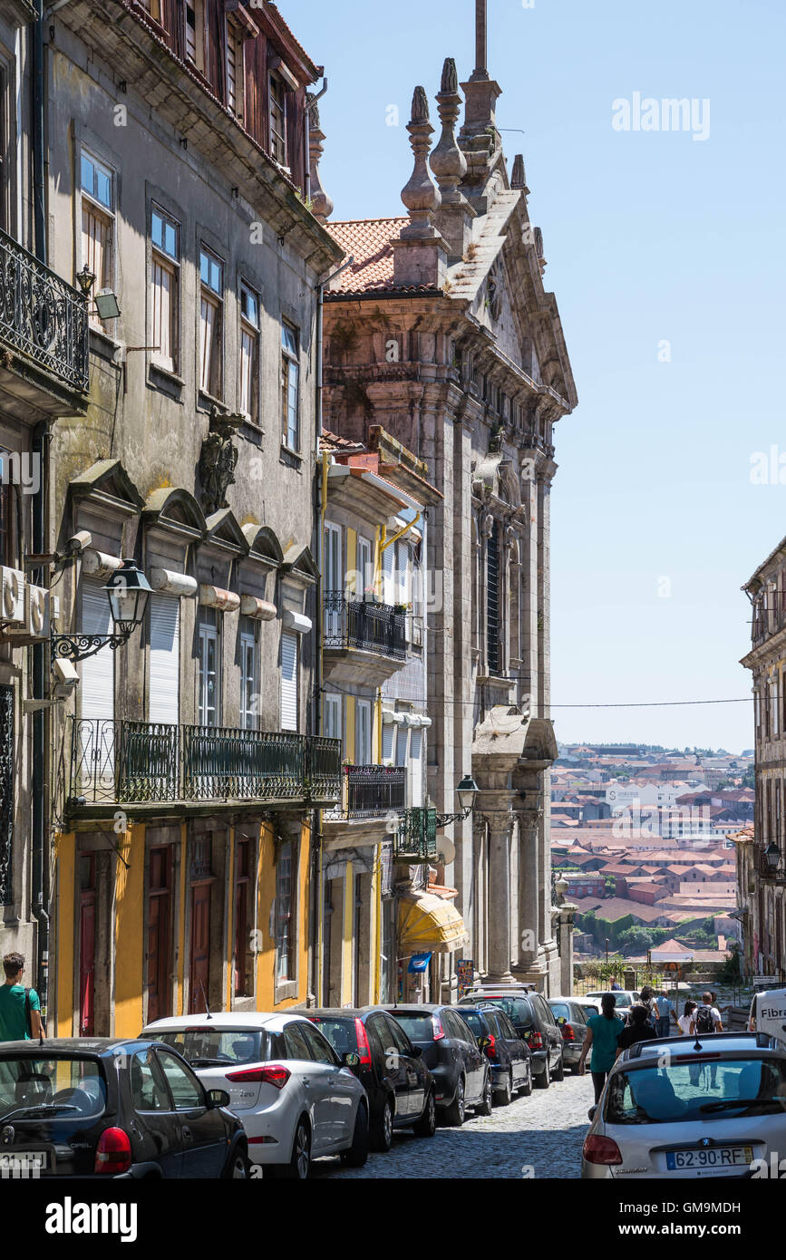 Rue dans le vieux quartier juif, de Miragaia, Porto, Portugal Photo Stock -  Alamy