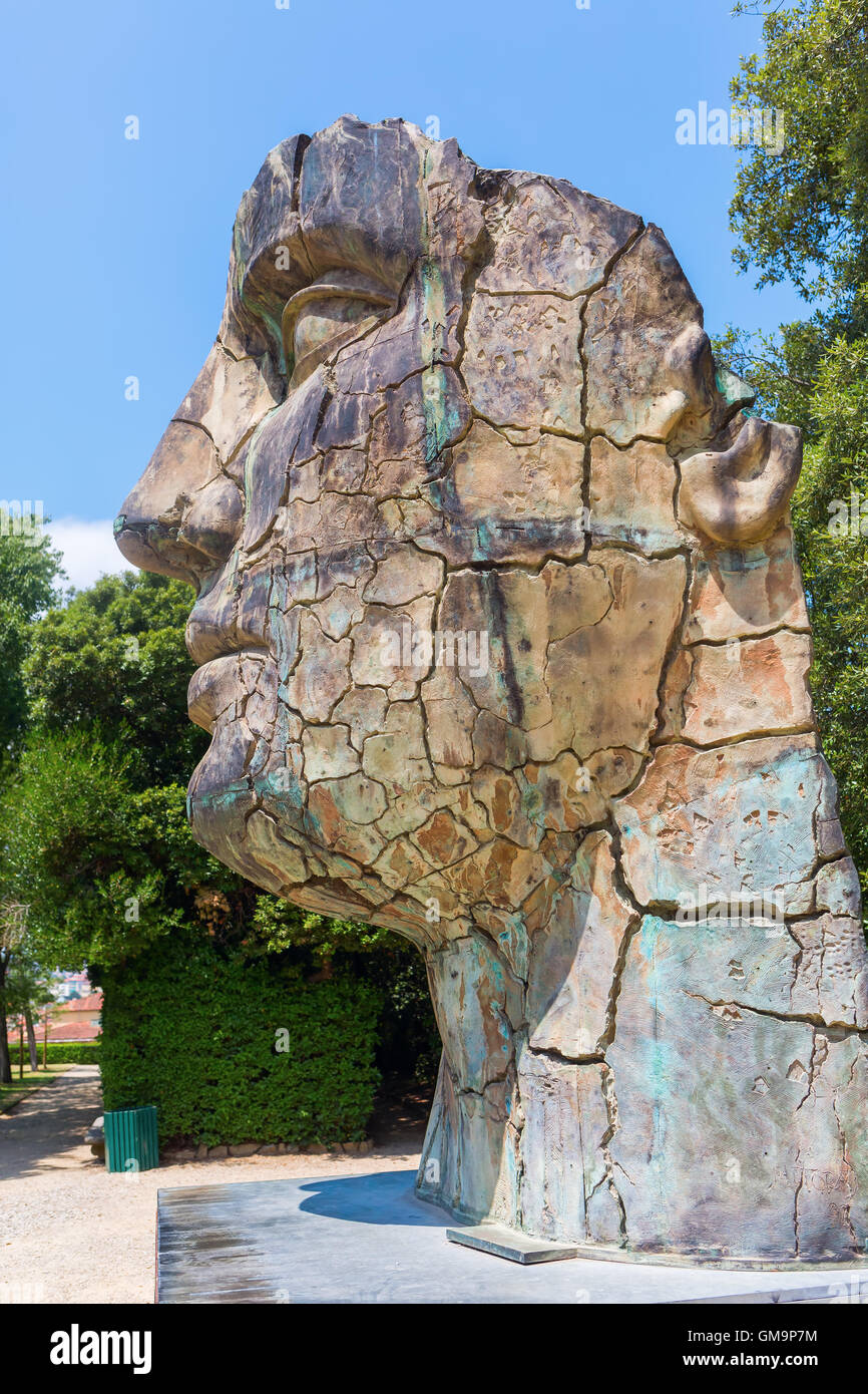Sculpture d'Igor Mitoraj dans des jardins de Boboli à Florence Banque D'Images