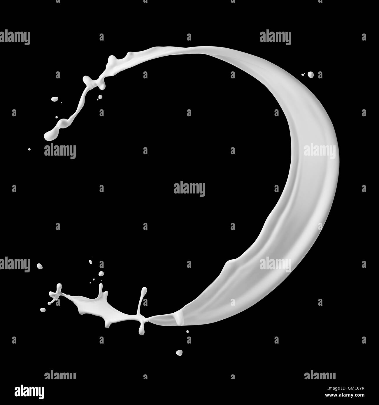Lait courbe splash isolé sur fond noir Banque D'Images