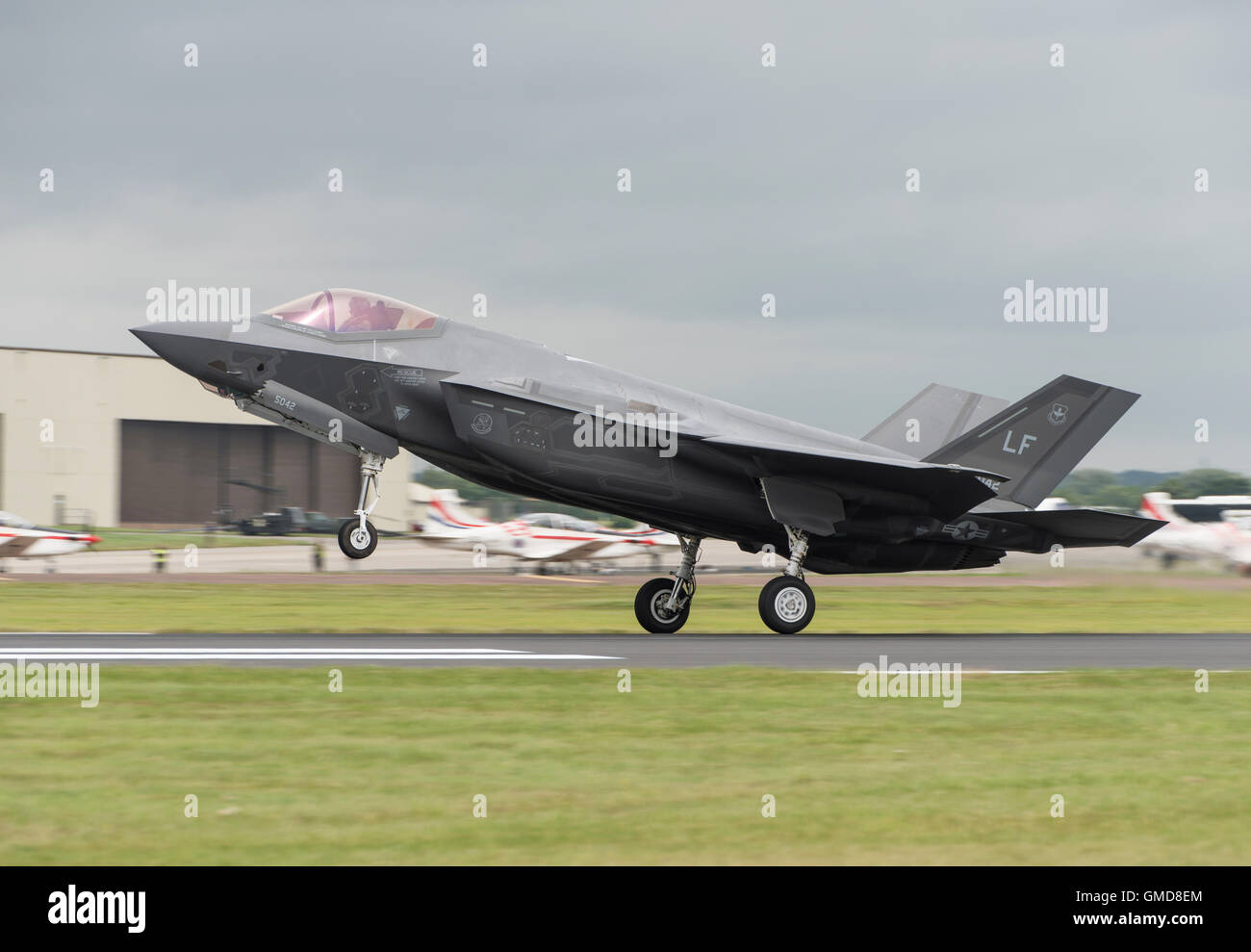Lockheed Martin F-35A Lightning II stealth fighter atterrisse à Fairford au cours de la Royal International Air Tattoo 2016 Banque D'Images
