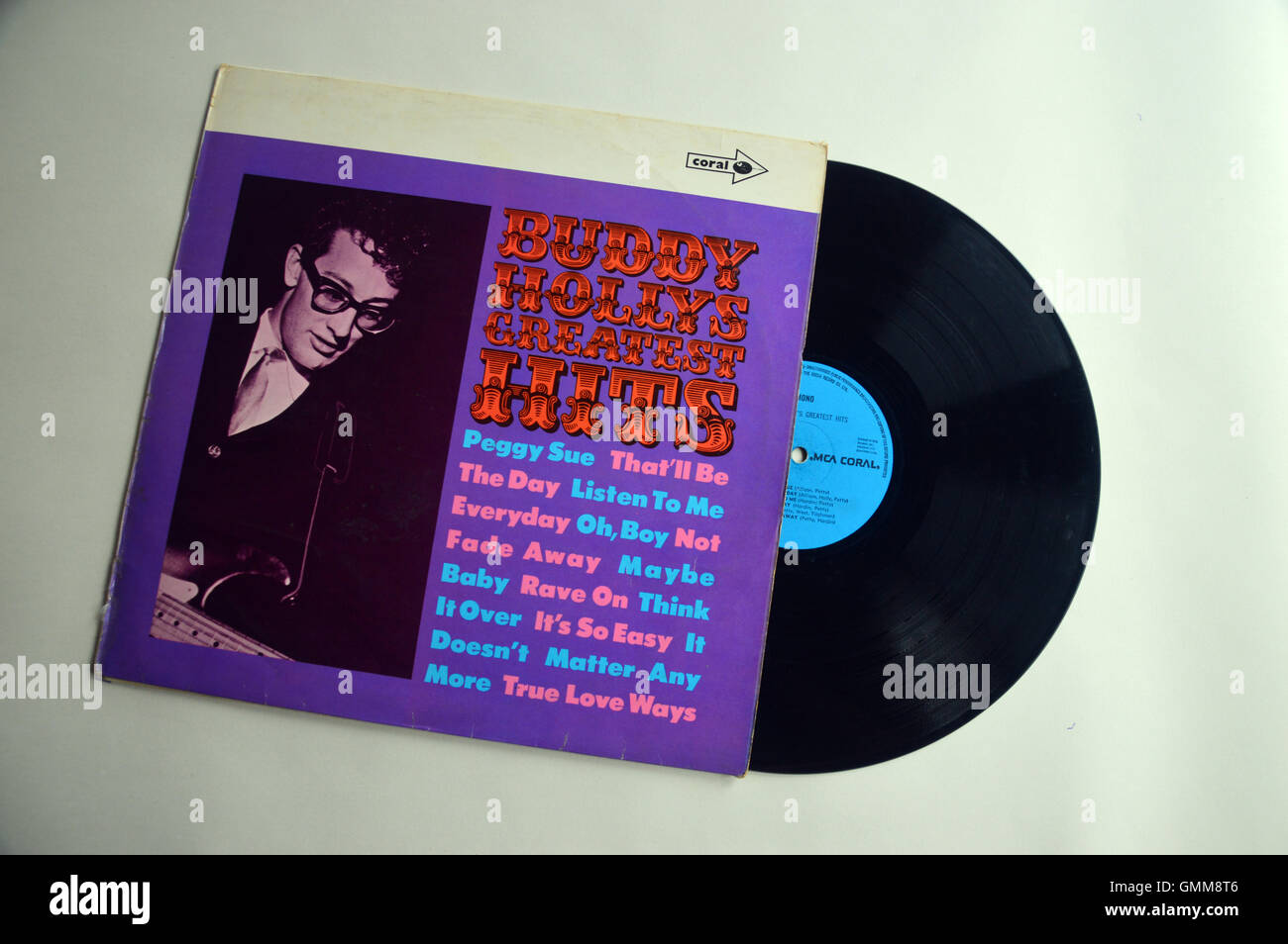 Années 1950, star du rock and roll Buddy Holly's Greatest Hits Album couverture du dossier d'enregistrement par Coral Records Banque D'Images