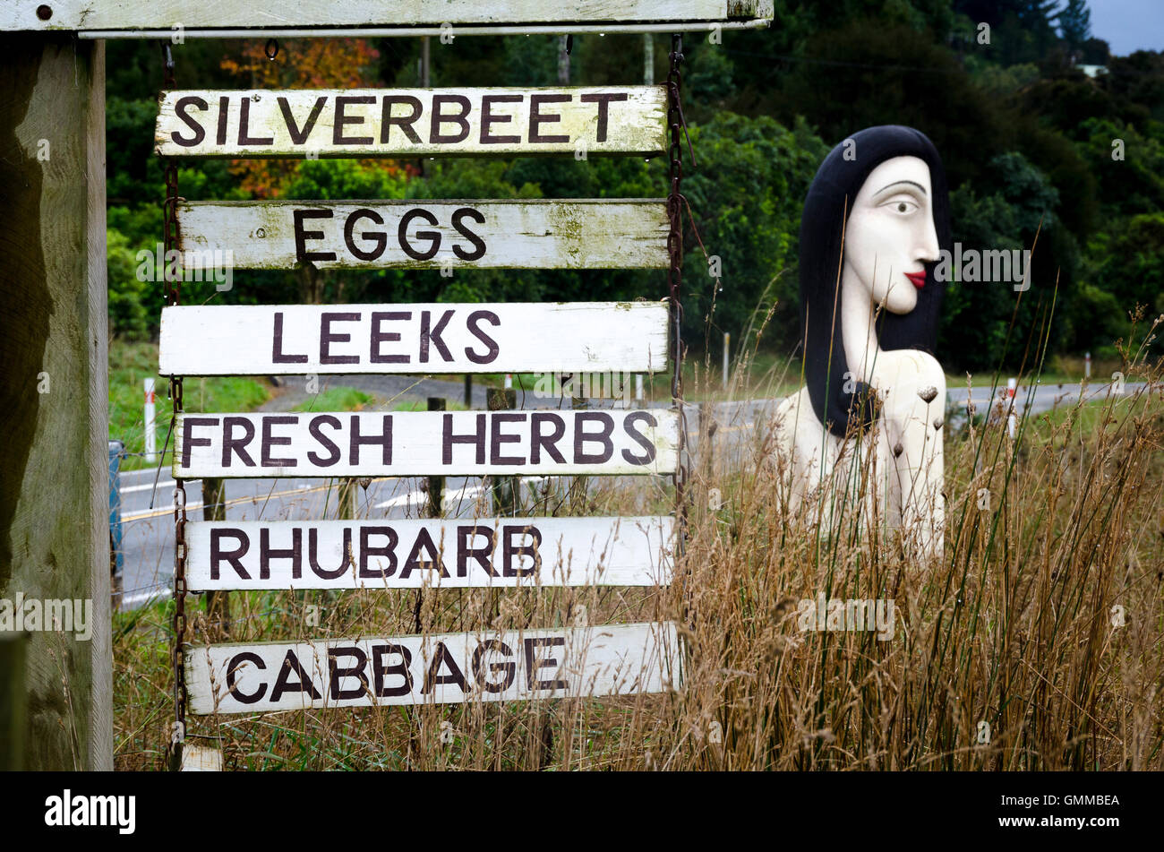 Signer pour les vegetable stall, Onekaka, près de Takaka, district de Tasmanie, île du Sud, Nouvelle-Zélande Banque D'Images