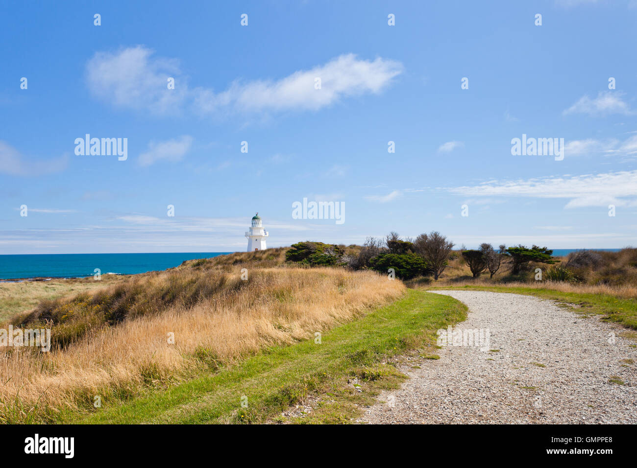 Chemin de Waipapa Point Lighthouse la NZ de Catlins Banque D'Images Chemin de Waipapa Point Lighthouse la NZ de Catlins Banque D'Images