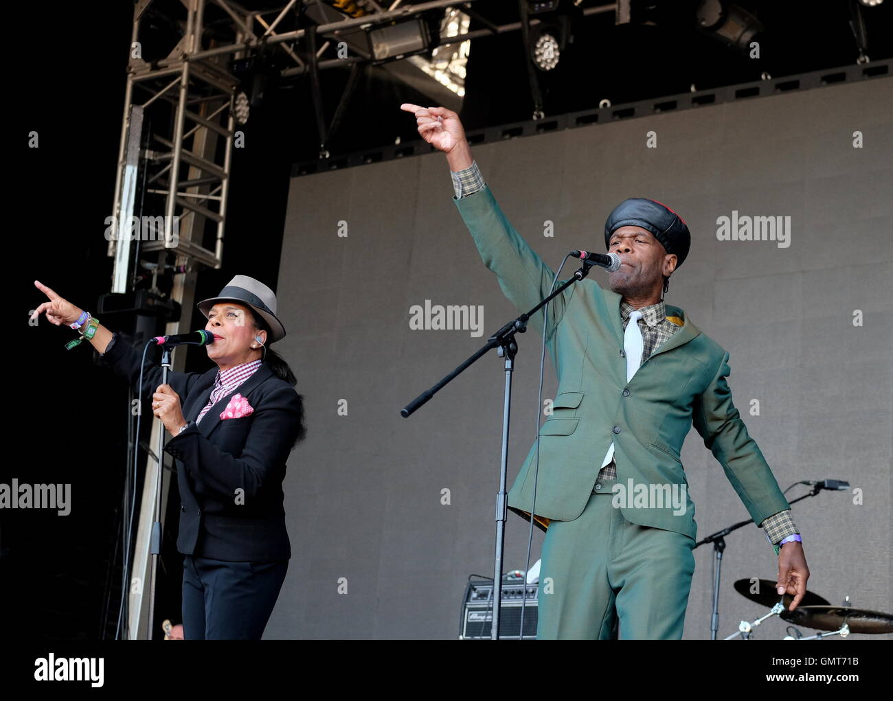 Juste Boomtown, Winchester,14 août 2016, au Royaume-Uni, le Selecter avec Pauline Black et lacunes à Boomtown Festival live Hendrickson Banque D'Images