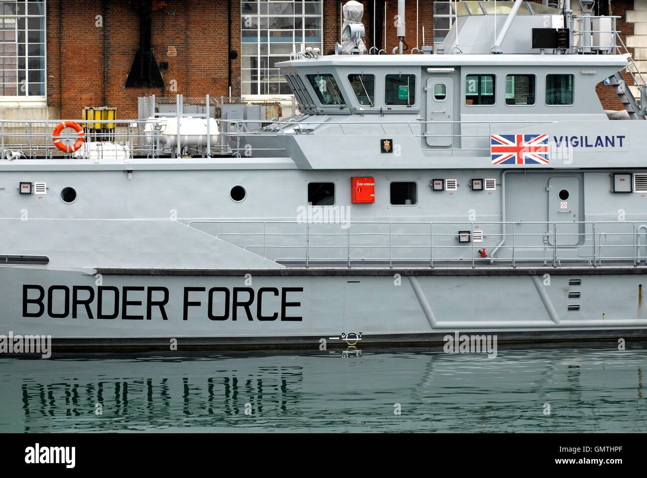 AJAXNETPHOTO. - 25e Août, 2016. PORTSMOUTH, Angleterre. - Patrouilleur FORCE FRONTALIÈRE VIGILANTS HMC. PHOTO:JONATHAN EASTLAND/AJAX REF:D162508 6007 Banque D'Images