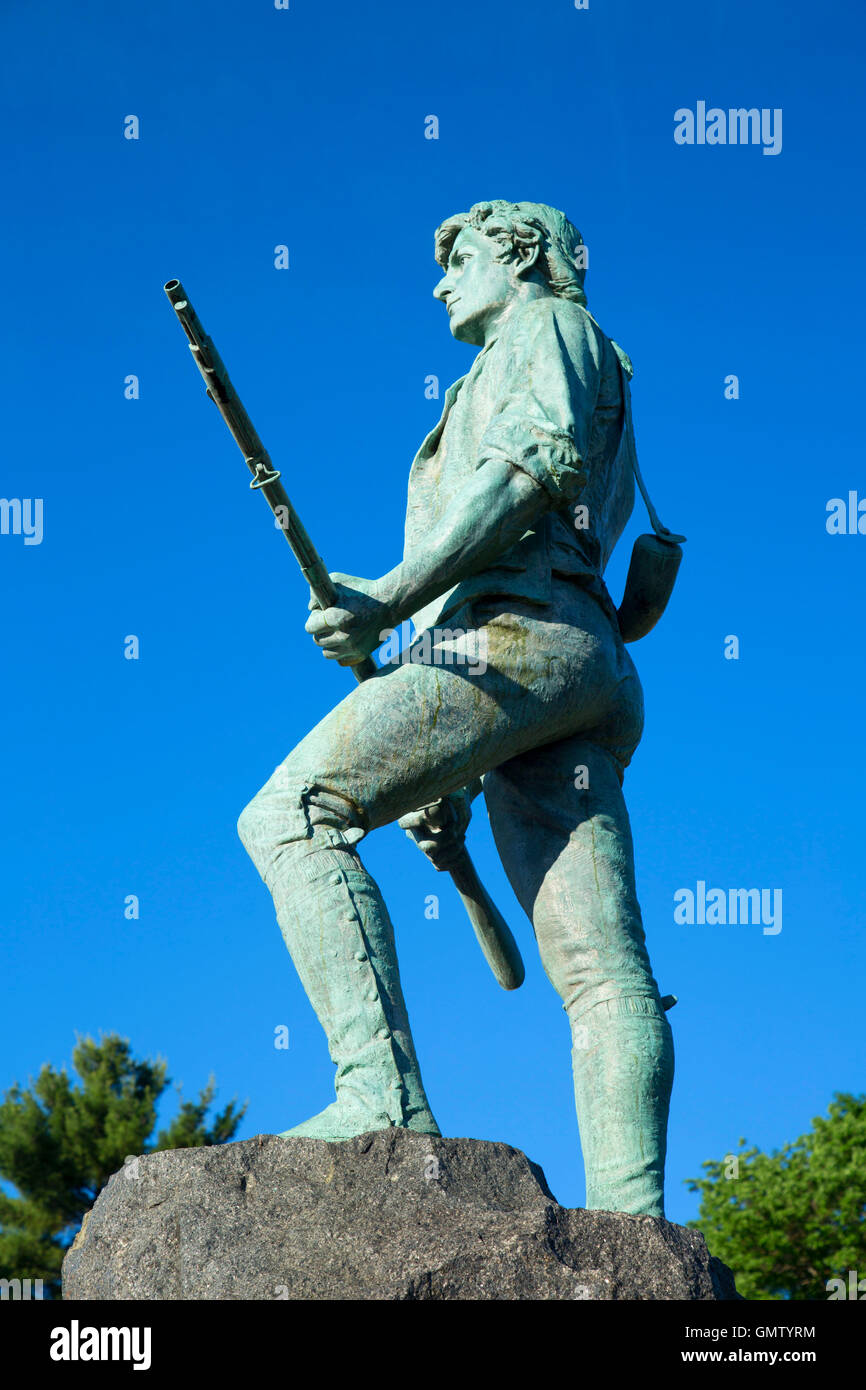 Le Capitaine Parker statue sur la bataille de Lexington Green, Green, Lexington, Massachusetts Banque D'Images
