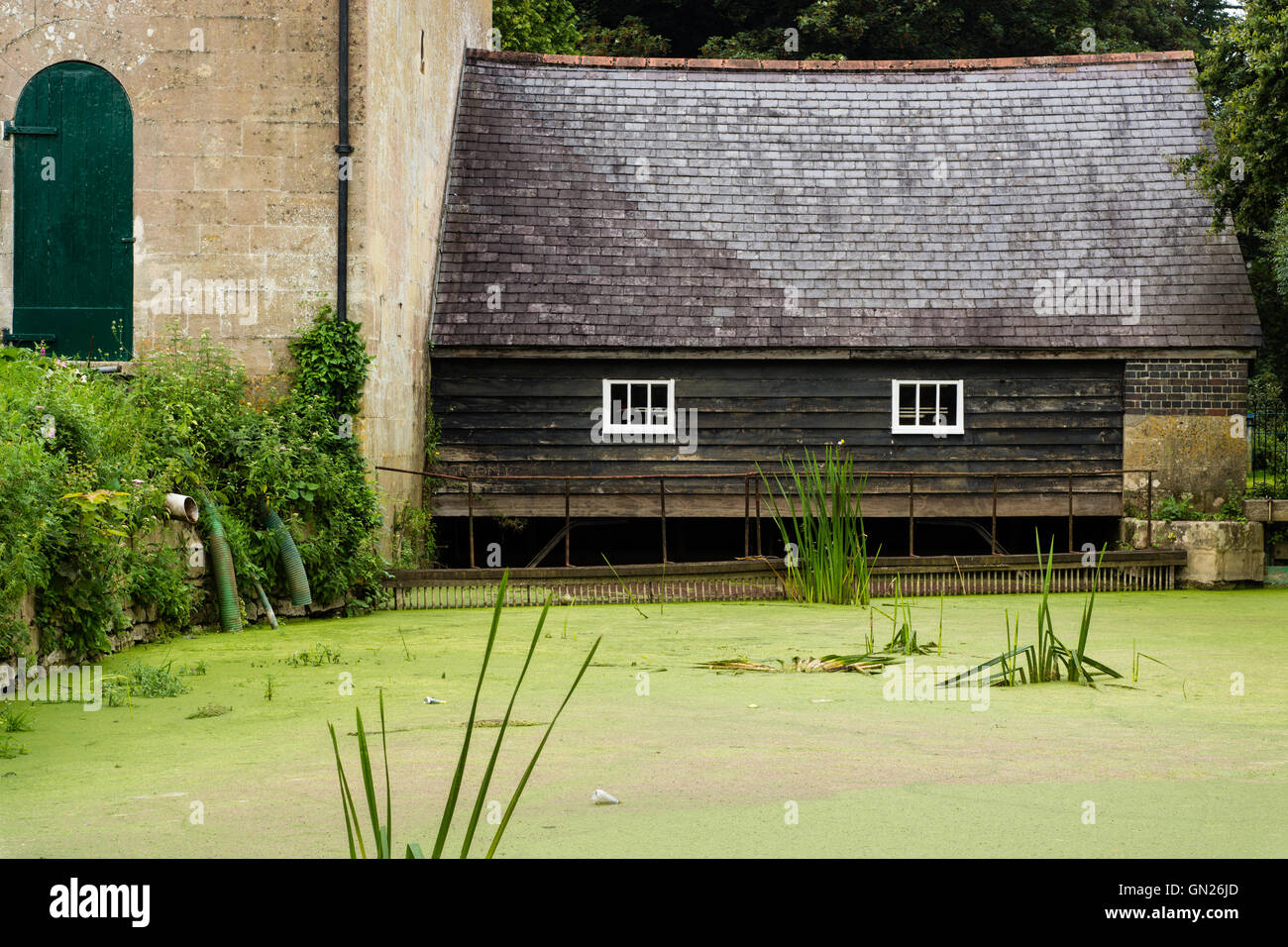 Claverton pumping station bâtiment en bois sur la piscine. Georgian-Regency pompes bâtiment historiquement utilisé pour déplacer l'eau Banque D'Images