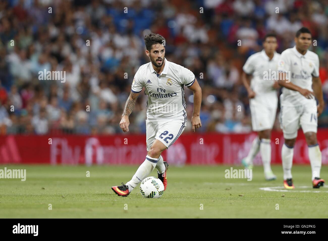 Madrid, Espagne. Août 16, 2016. Isco (Real) Football/soccer : 'pré-saison Trophée Santiago Bernabeu' match entre le Real Madrid FC 5-3 Stade de Reims au Santiago Bernabeu à Madrid, Espagne . © Kawamori Mutsu/AFLO/Alamy Live News Banque D'Images