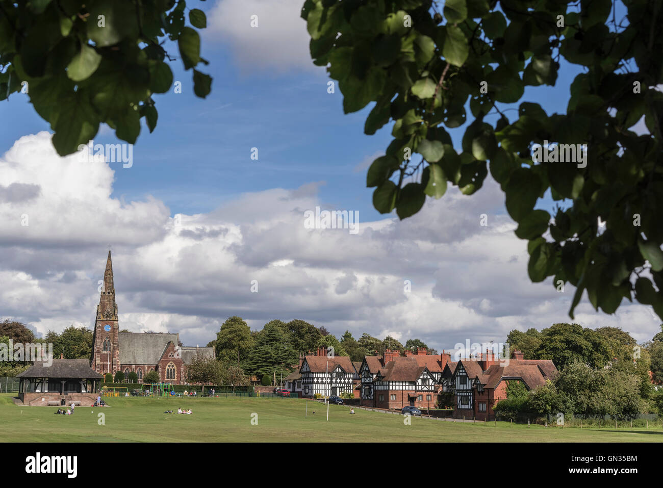 Thornton Hough Green Village. Le Wirral Merseyside. Banque D'Images