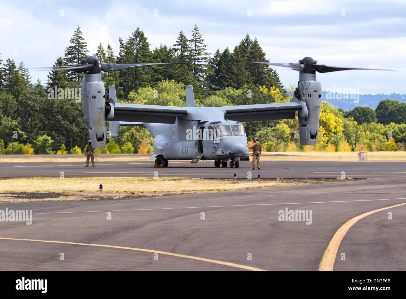 Un USMC Bell V-22 Osprey se prépare pour le vol à Hillsboro, Oregon Banque D'Images