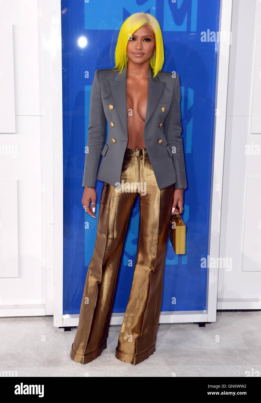 Cassie arrivant à la MTV Video Music Awards 2016, Madison Square Garden, New York. ASSOCIATION DE PRESSE Photo. Photo date : dimanche 28 août, 2016. Voir PA story SHOWBIZ MTV. Crédit photo doit se lire : fil PA Banque D'Images