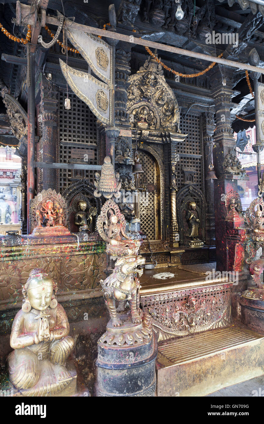 Le Temple d'or, Hiranya Varna Mahavihar, Patan, Népal Banque D'Images