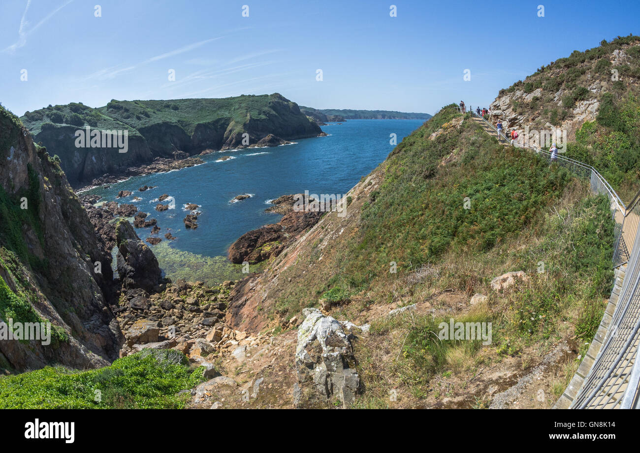 Le trou du diable sur le canal île de Jersey. Un évent sur le littoral de  Jersey Photo Stock - Alamy