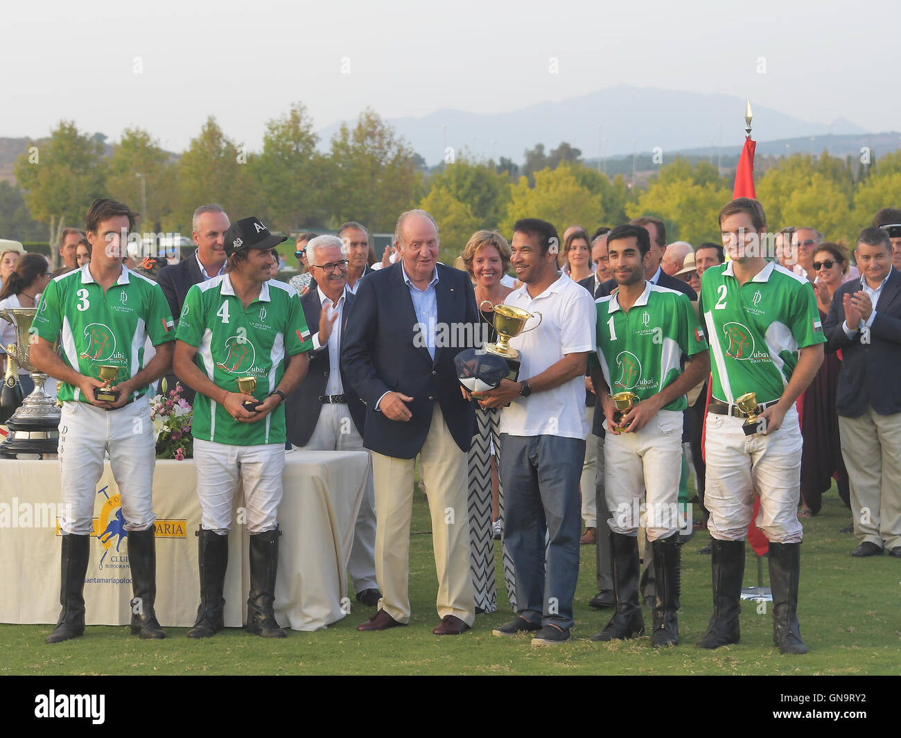 Sotogrande, Espagne. 28 août 2016 - Dubai Gold Cup Cartier champion après avoir battu l'équipe de water-polo Ayala proclame en finale par 12-10, pour gagner le trophée le plus important tournoi de Polo International INDI 45 à Santa Maria Polo Club de Sotogrande : Crédit - Photos Lorenzo Carnero/ZUMA/Alamy Fil Live News Banque D'Images