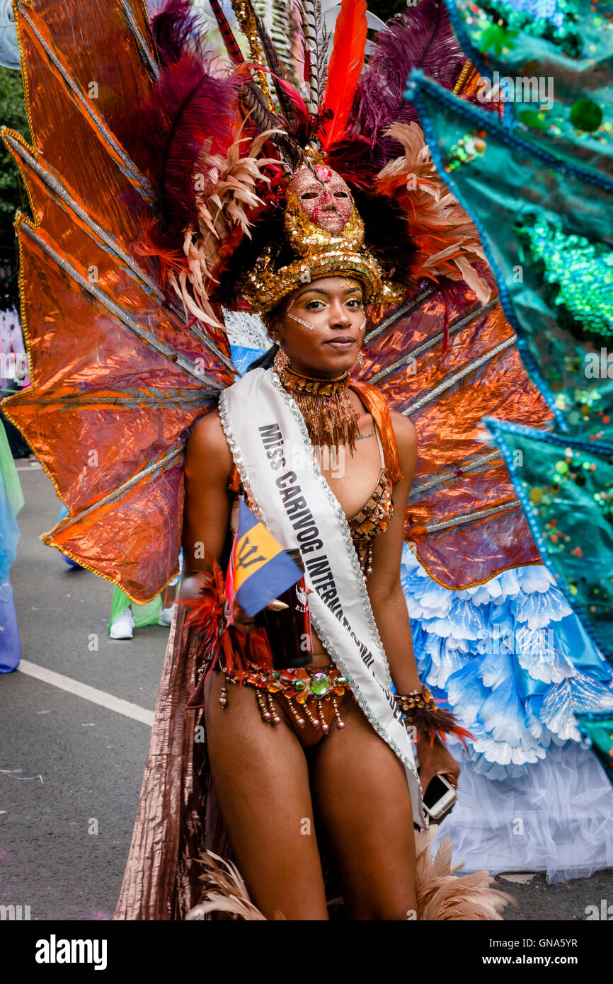 Londres, Royaume-Uni. Août 29, 2016. Anniversaire à l'occasion du carnaval de Notting Hill à Londres, le 29 août 2016. © Tom Arne Hanslien/ Banque D'Images