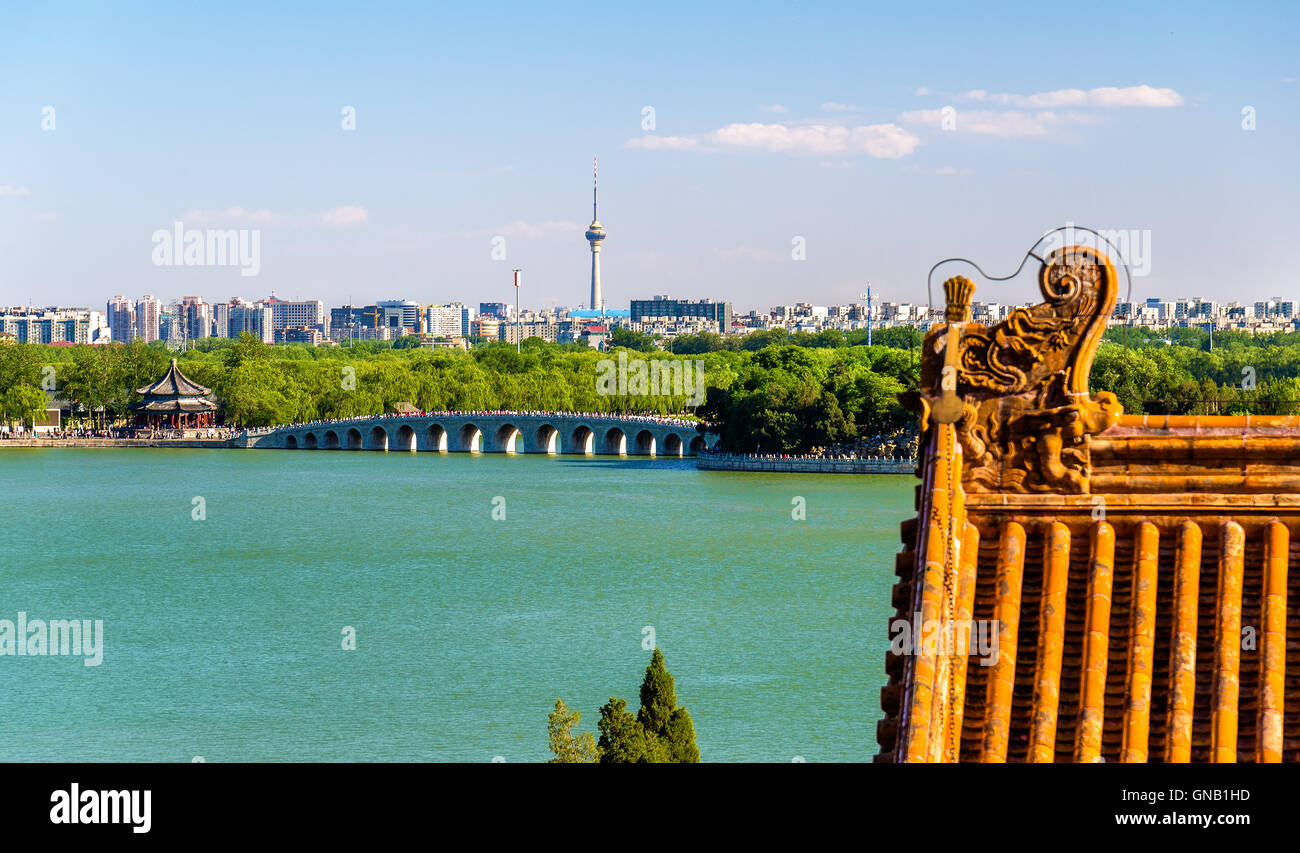 Le Lac de Kunming vu du Palais d'été - Beijing Banque D'Images