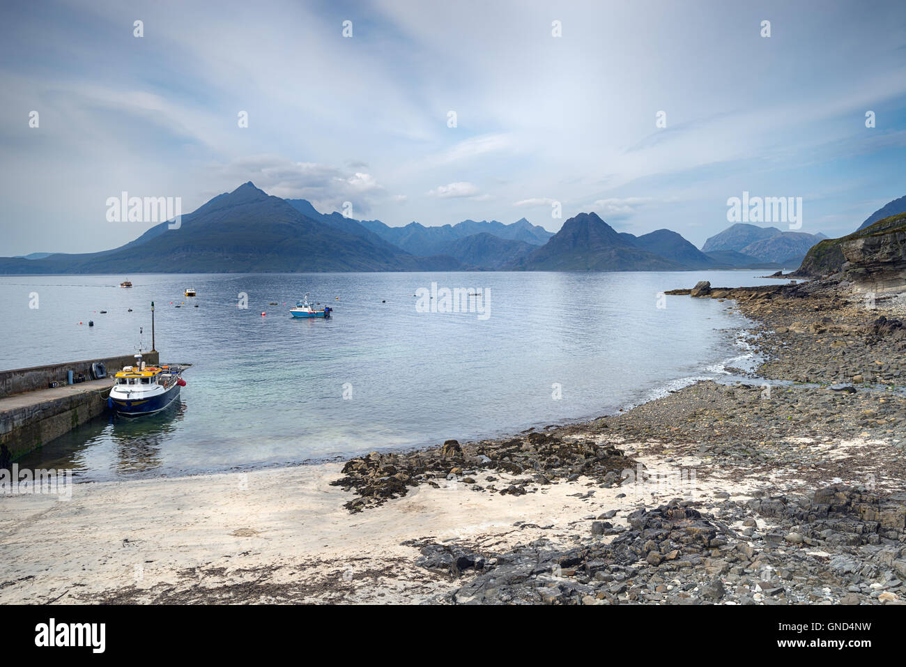 Des bateaux de pêche à l'ergol sur l'île de Skye en Ecosse Banque D'Images