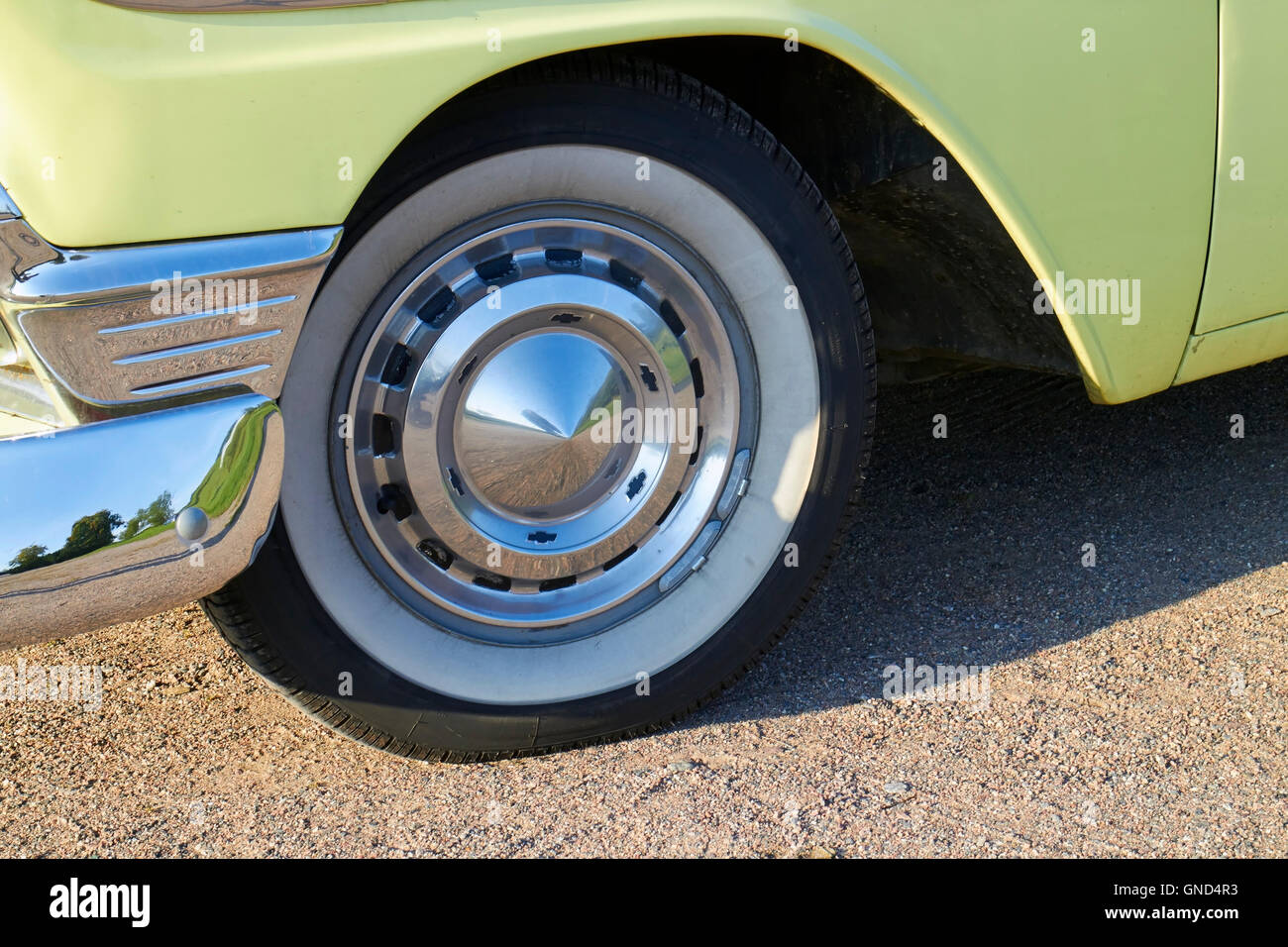 1956 Chevrolet Bel Air des pneus avant Banque D'Images