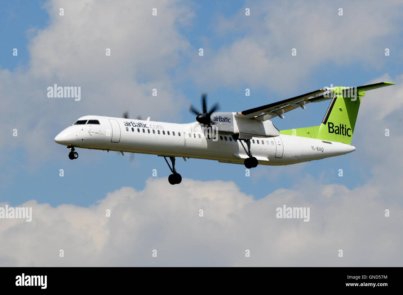 Bombardier, avion DHC8, YL-BAQ, Air Baltic Banque D'Images