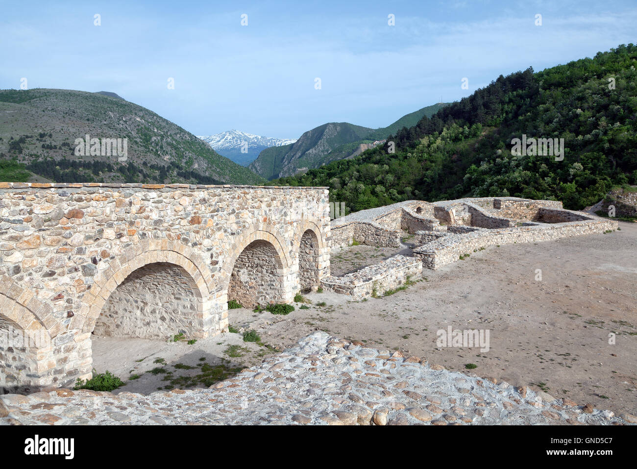 Murs de château de Prizren, au Kosovo Banque D'Images