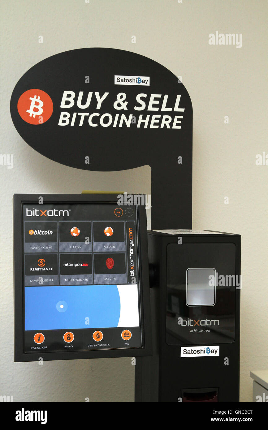 Le premier DISTRIBUTEUR AUTOMATIQUE DE Bitcoin à Munich, 2014 Photo Stock -  Alamy