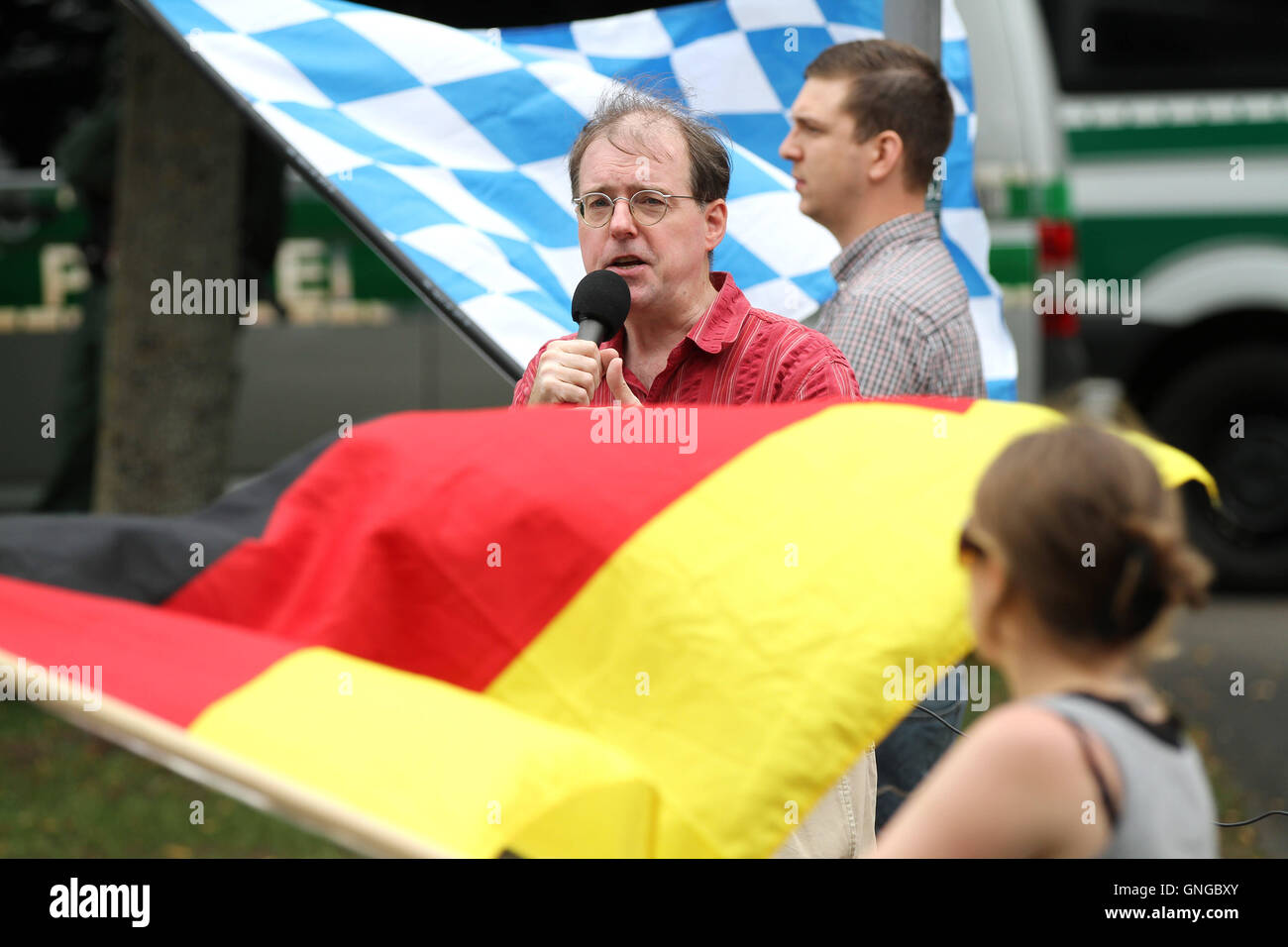 L'extrême de la droite protester contre les demandeurs d'asile d'hébergement à Munich, 2014 Banque D'Images