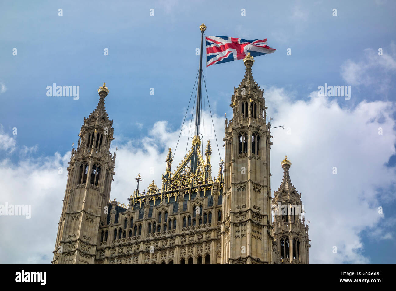 L'Union, survolant tour Victoria, chambres du Parlement. London, UK Banque D'Images
