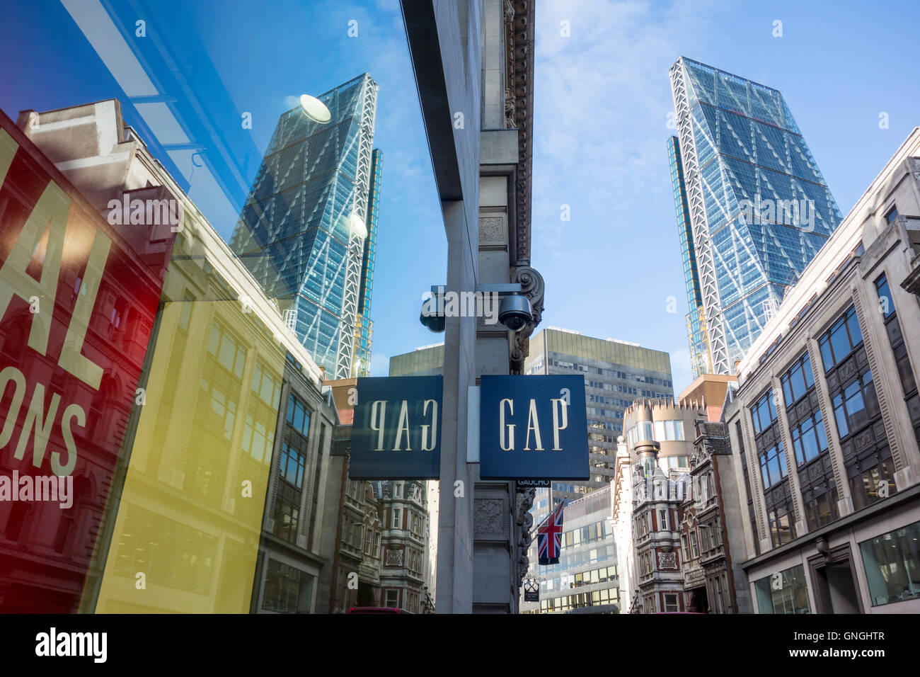 Gap store se connecter sur Bishopsgate, City of London, UK Banque D'Images