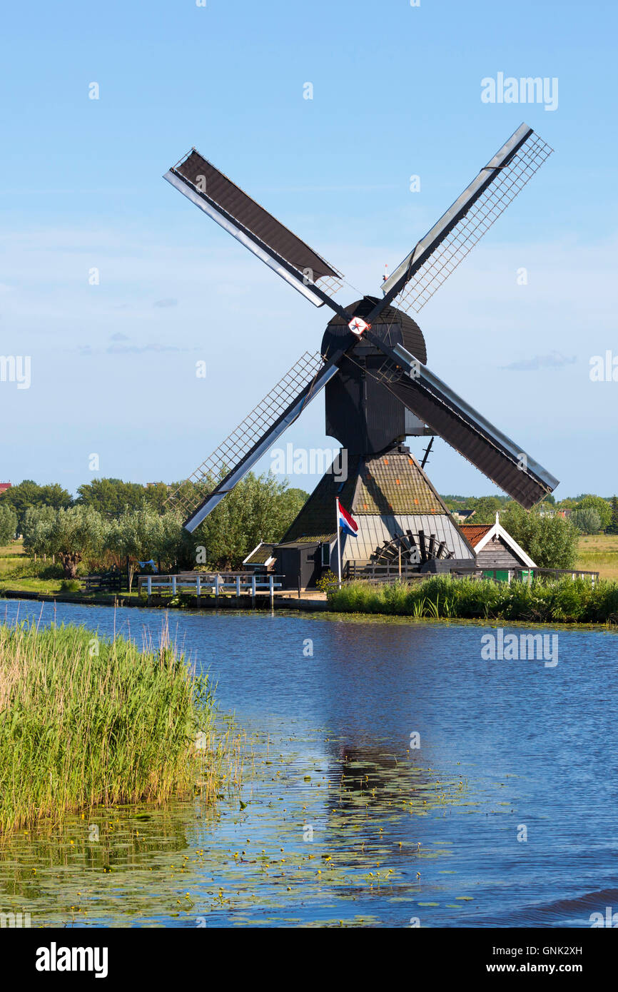 Travail authentique moulin à Kinderdijk UNESCO World Heritage Site, digues et polder, Hollande, Pays-Bas Banque D'Images