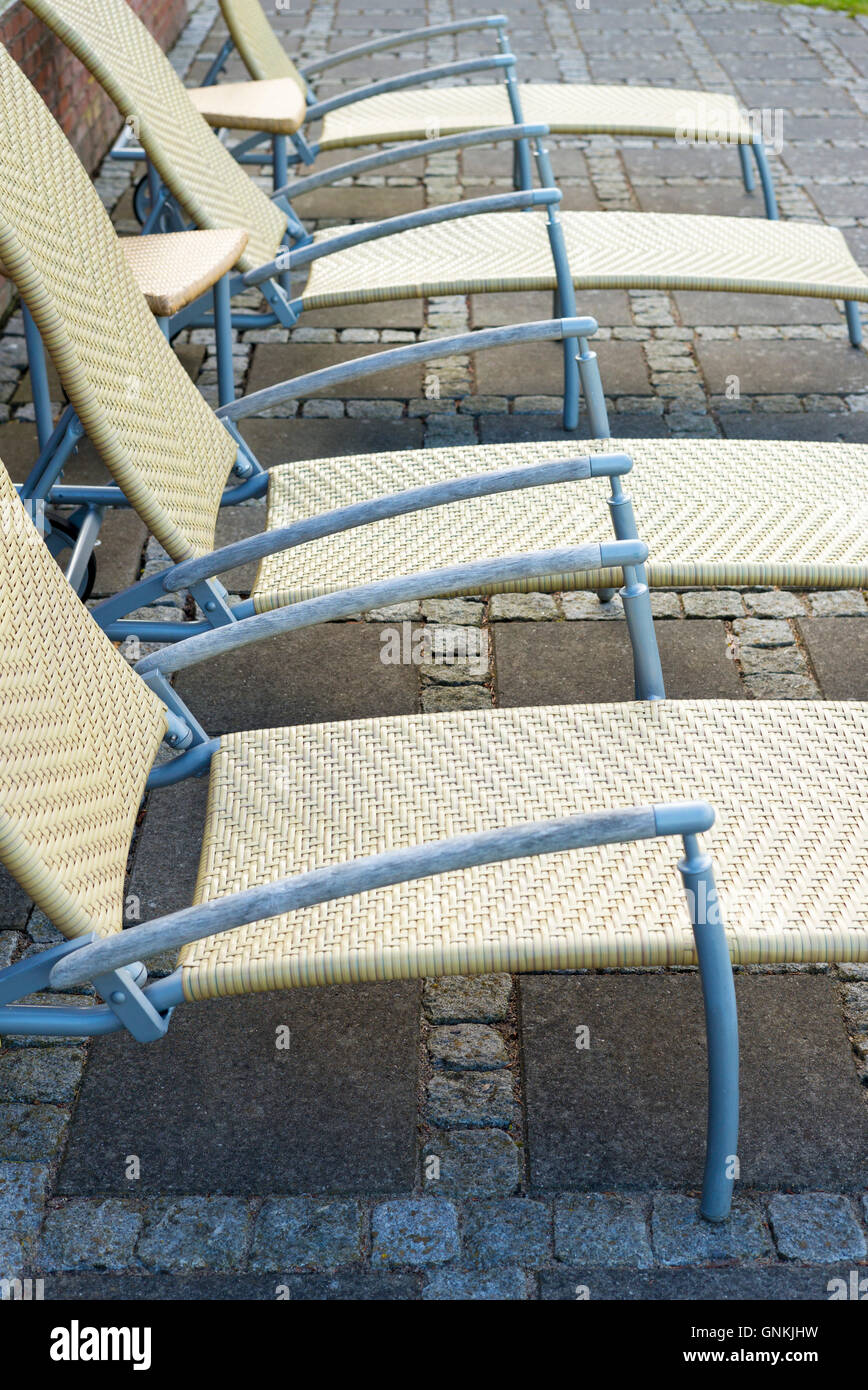 De style danois minimaliste transat sièges vides Banque D'Images