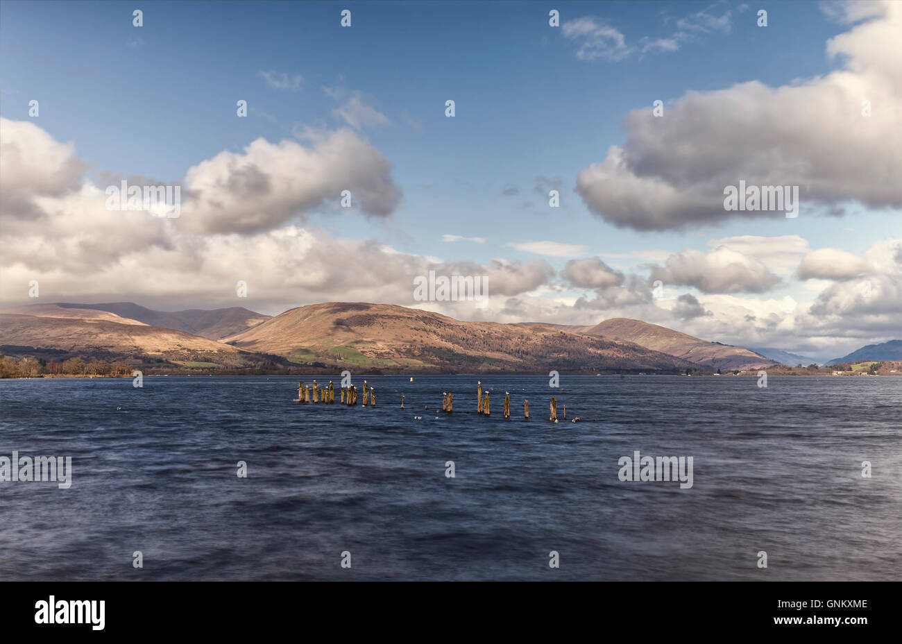 Image de Loch Lomond (lac) en hiver. L'Écosse. Banque D'Images