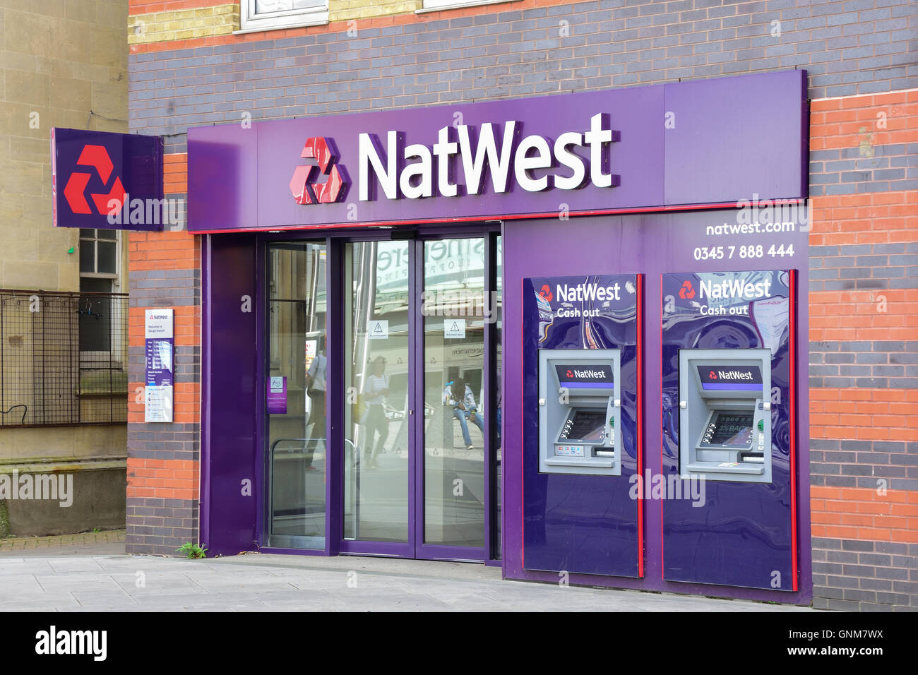 La banque NatWest Slough, High Street, Slough, Berkshire, Angleterre, Royaume-Uni Banque D'Images