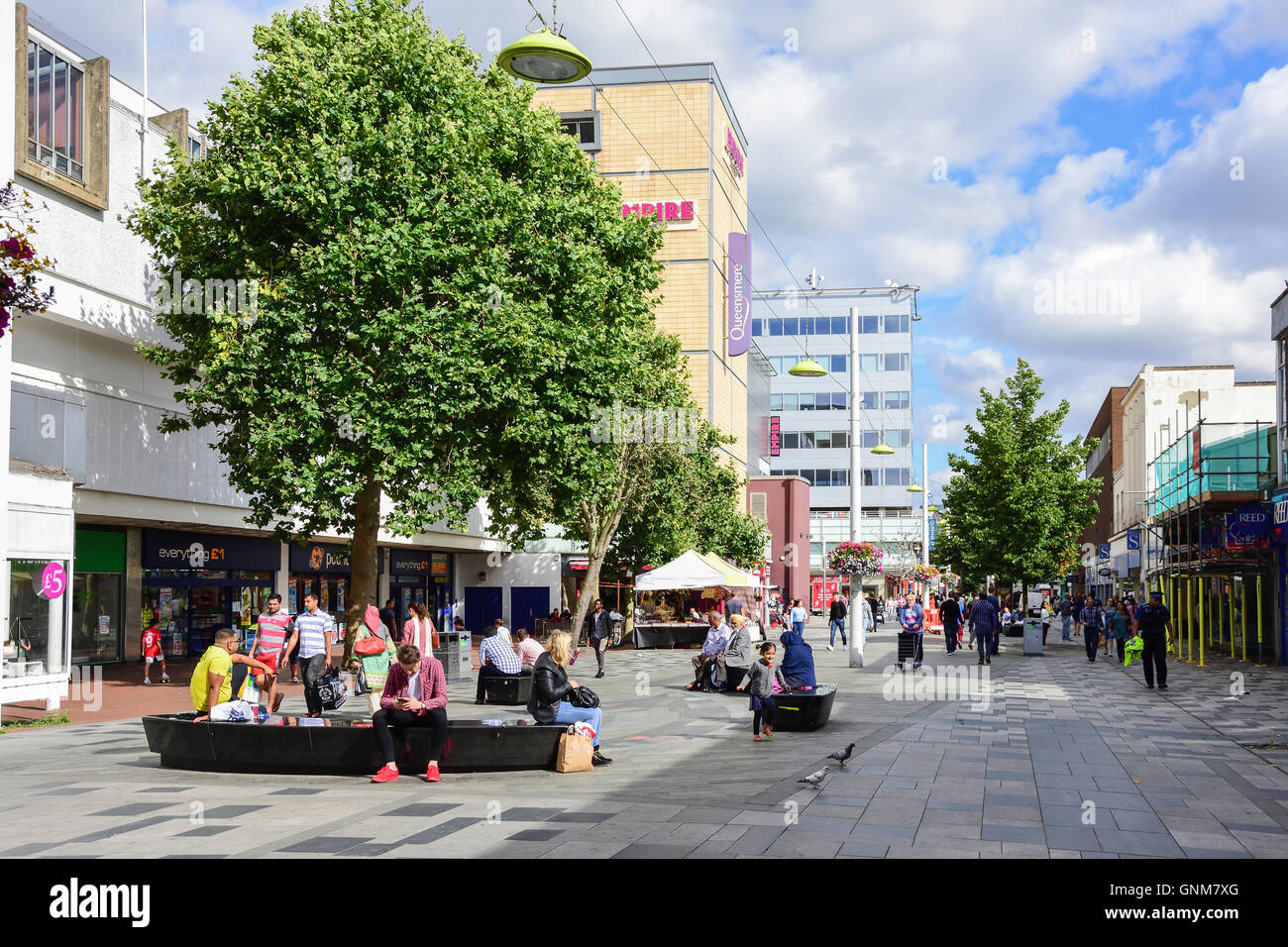 High Street, Slough Slough, Berkshire, Angleterre, Royaume-Uni Banque D'Images