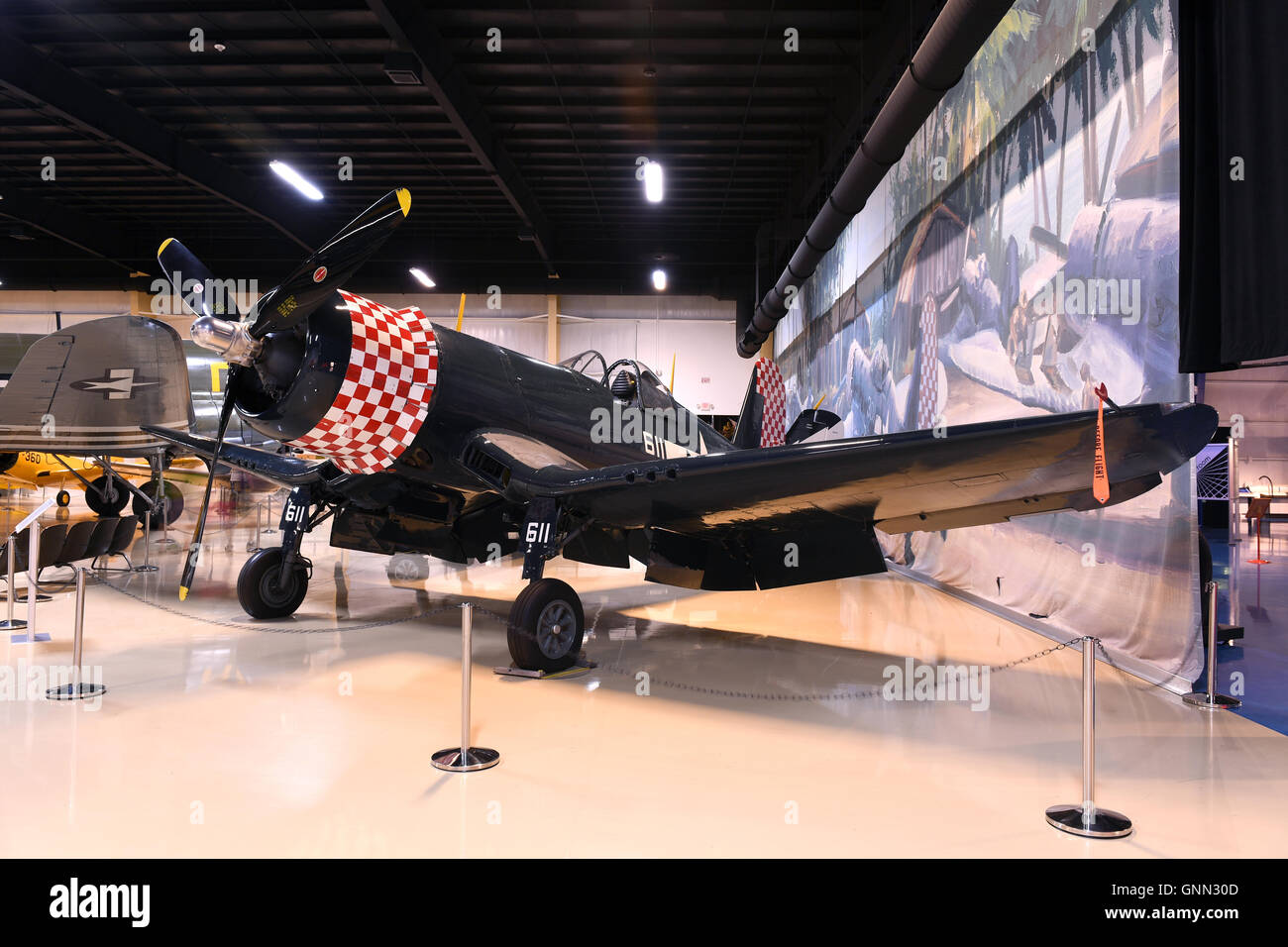 Kalamazoo, MI, USA - Le 23 juin 2016 : Vought F4U Corsair sur l'affichage à l'air Zoo Museum à Kalamazoo, Michigan Banque D'Images