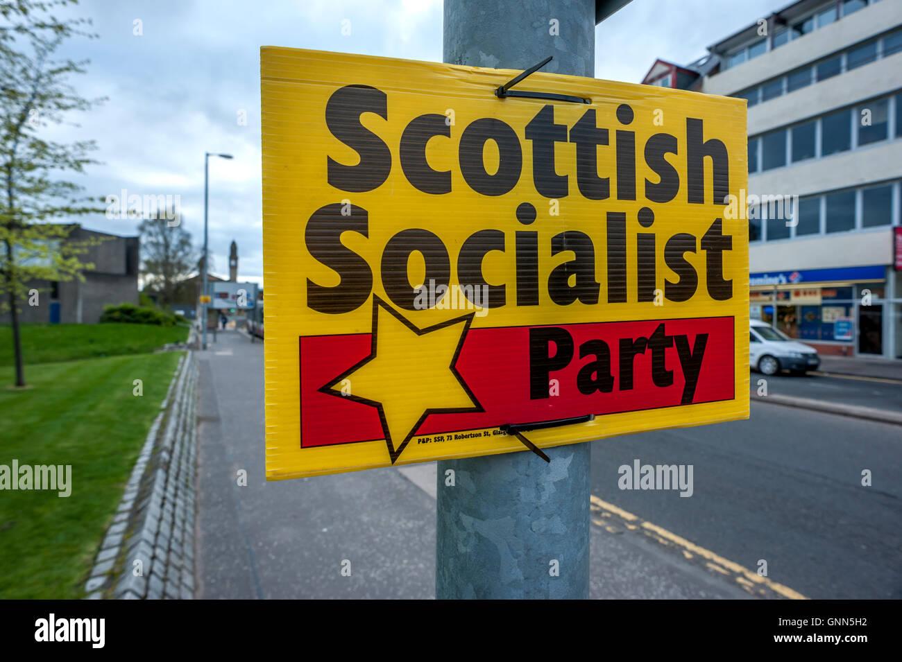 Une plaque de rue pour le Scottish Socialist Party dans la région de Paisley Renfrewshire Banque D'Images