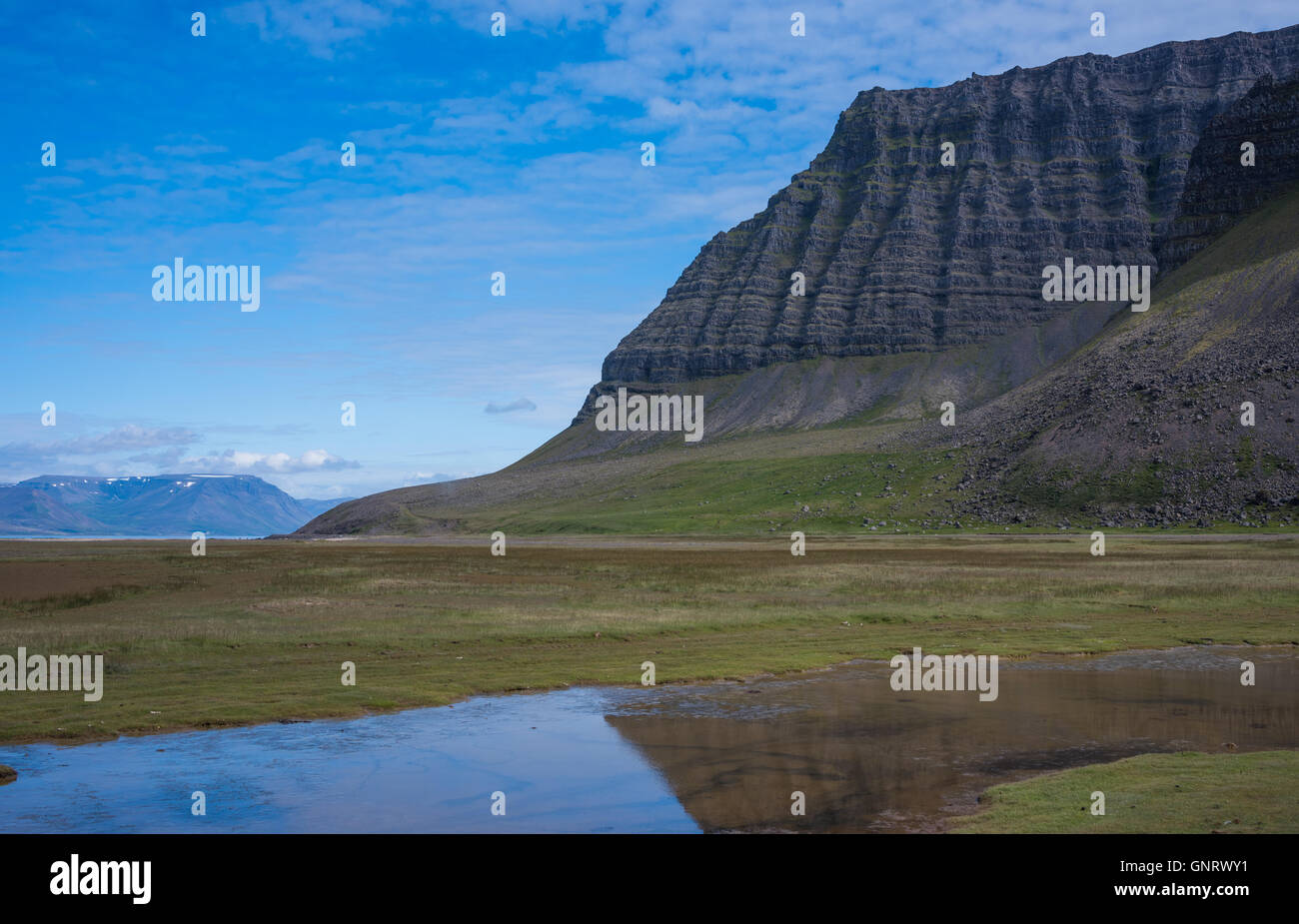 Sur la route dans les Fjords de l'ouest de l'Islande Banque D'Images